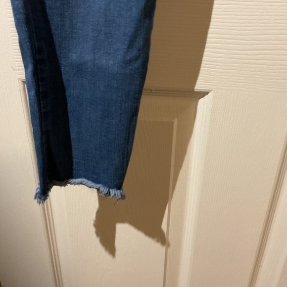 👖Celebrity Pink Ankle Skinny Stretch Raw Hem Distressed Jeans 👖 - Picture 3 of 7